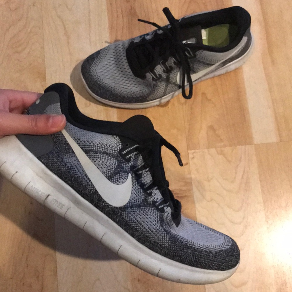 Nike Free RN 2017 | Women 7.5 | Black/grey